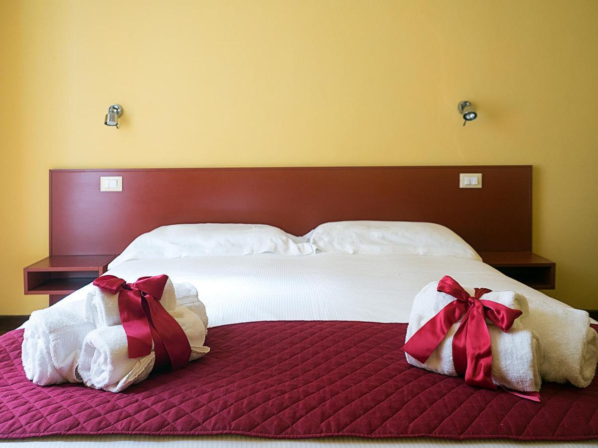 Residenza Viani Guest House ลาสเปเซีย ภายนอก รูปภาพ