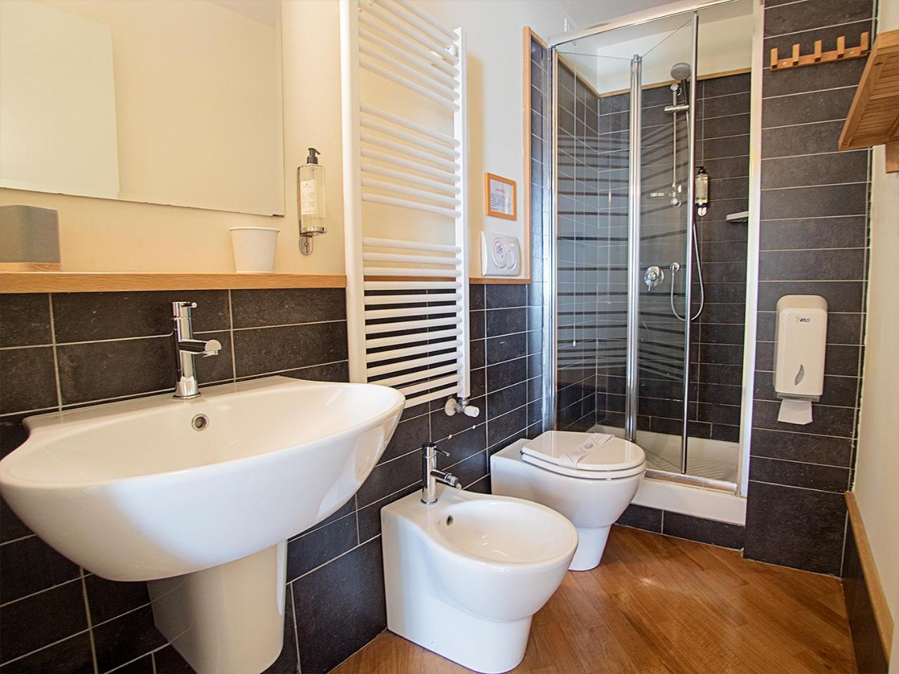 Residenza Viani Guest House ลาสเปเซีย ห้อง รูปภาพ